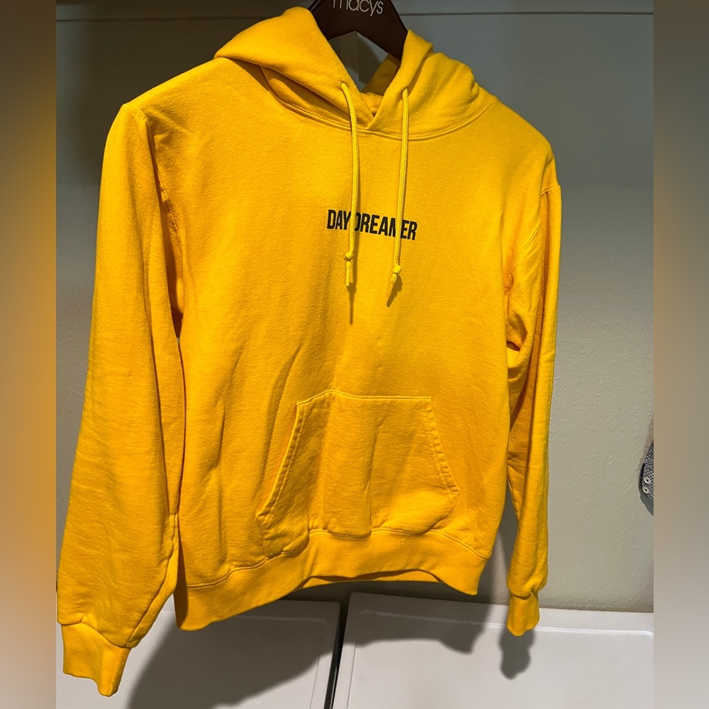 Men’s hoodie. Artist Union. Size Small. Yellow. 50% Cotton, 50% Polyester.